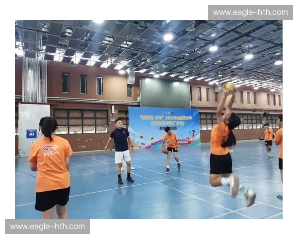 手球夏令营：点燃孩子的速度与团队精神